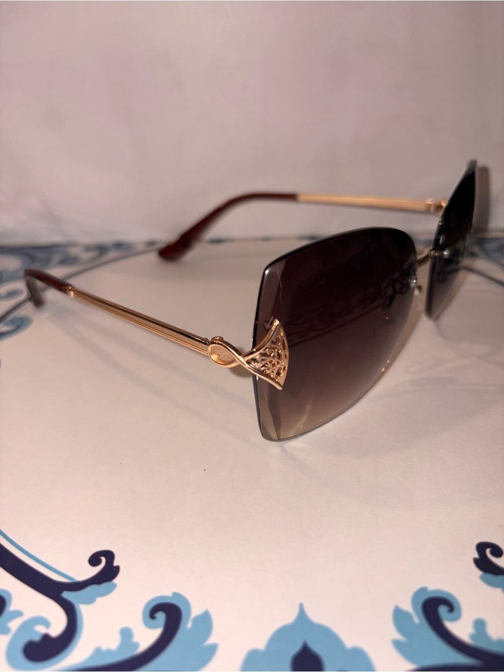 New Women's Gold-Trim Brown Gradient Lens Sunglasses